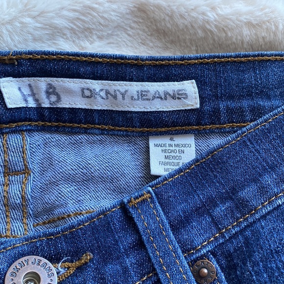 DKNY Greenwich Jean - Picture 3 of 3
